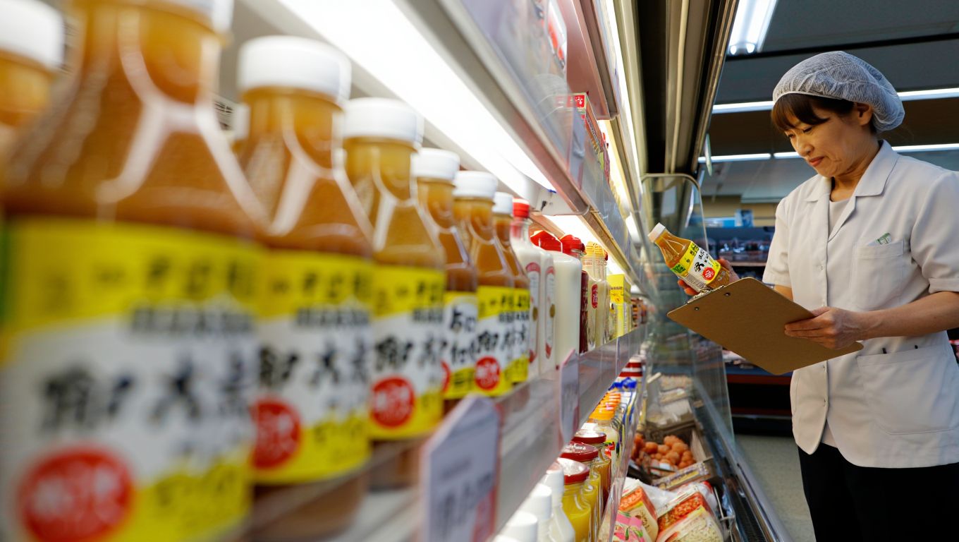 ライフとイトーヨーカドーで「あるドレッシング」自主回収 異物混入の疑い