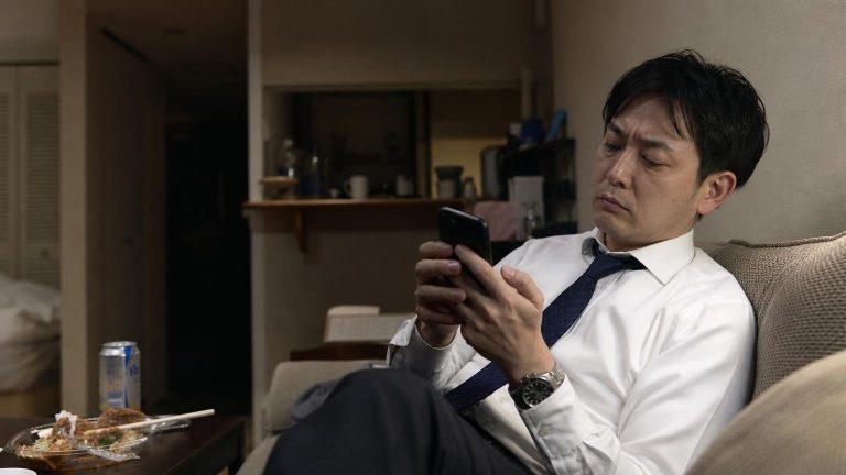 睡眠専門医が教える夜中に目が覚める人がやりがちな夕方の習慣